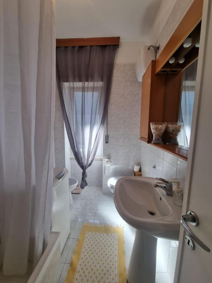 Appartement Ultimo Piano Con Parcheggio à Trieste Extérieur photo