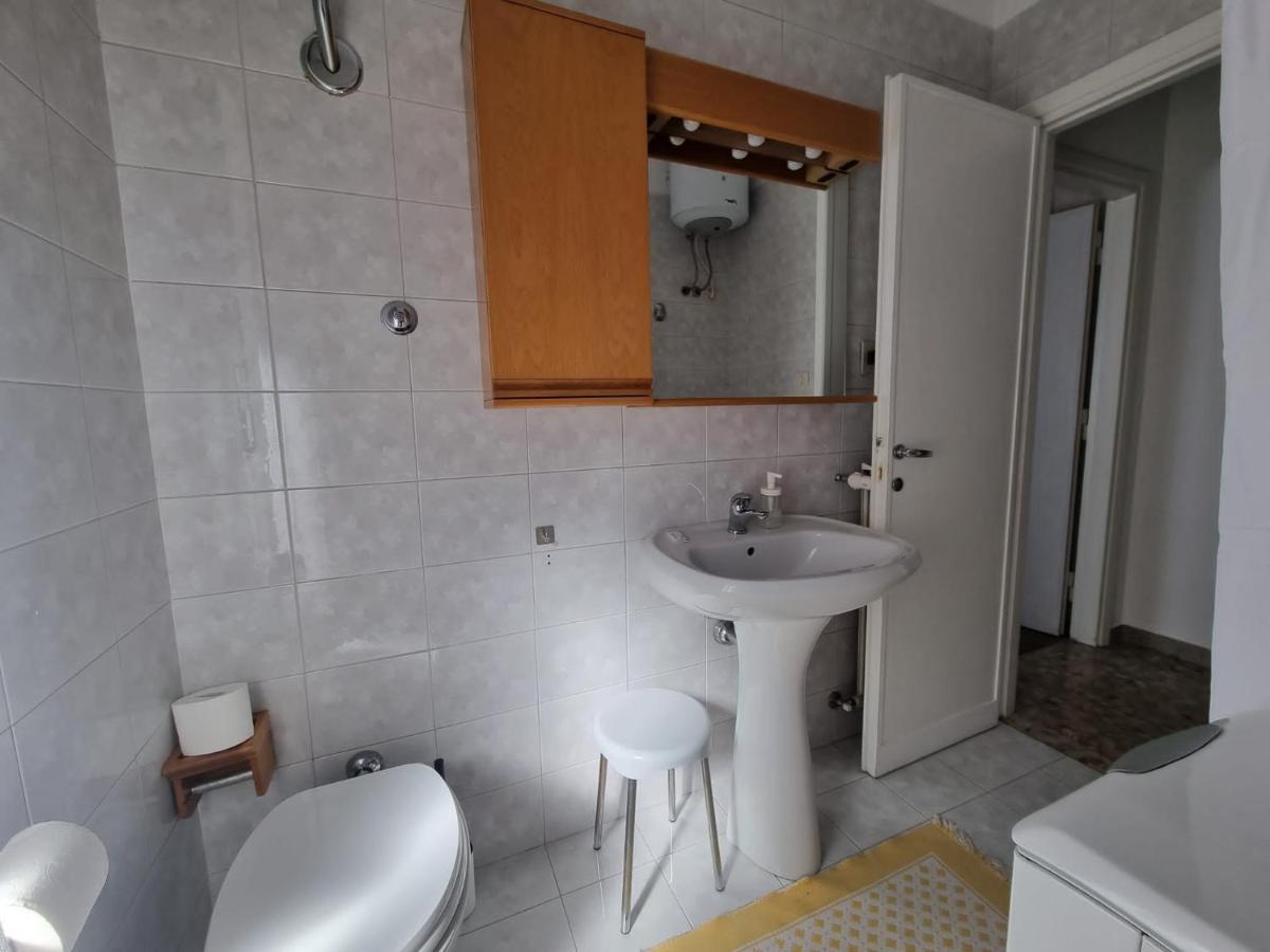 Appartement Ultimo Piano Con Parcheggio à Trieste Extérieur photo