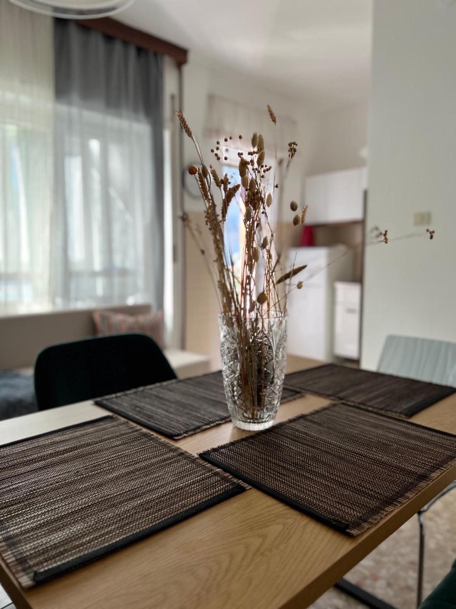 Appartement Ultimo Piano Con Parcheggio à Trieste Extérieur photo
