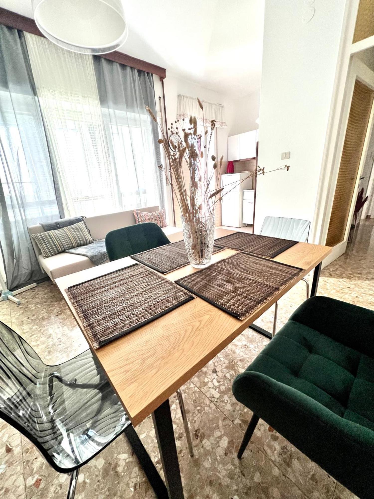 Appartement Ultimo Piano Con Parcheggio à Trieste Extérieur photo